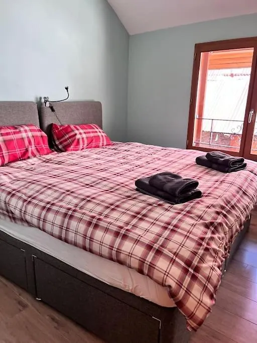 Le Bourg-dʼOisans Maison De Bergers, Cyclist & Ski Friendly Town House, Wifi, Secure Bike Store 0*, Le Bourg-dʼOisans צרפת